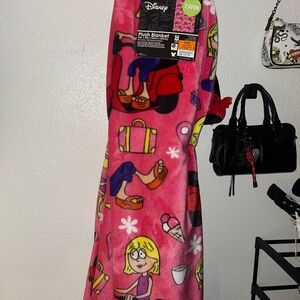 Disney Pink Character Lizzy m throw Twin size